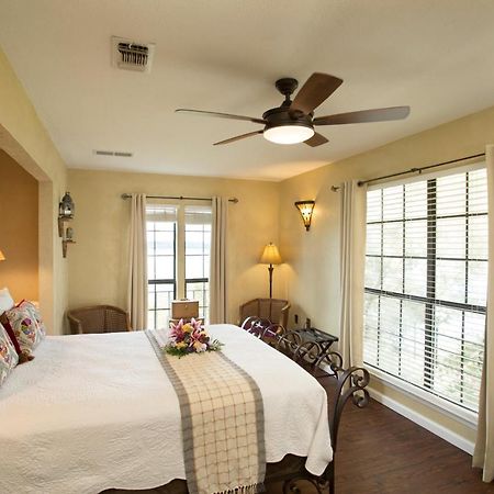 Lakehouse Bed And Breakfast Canyon Lake Exteriör bild