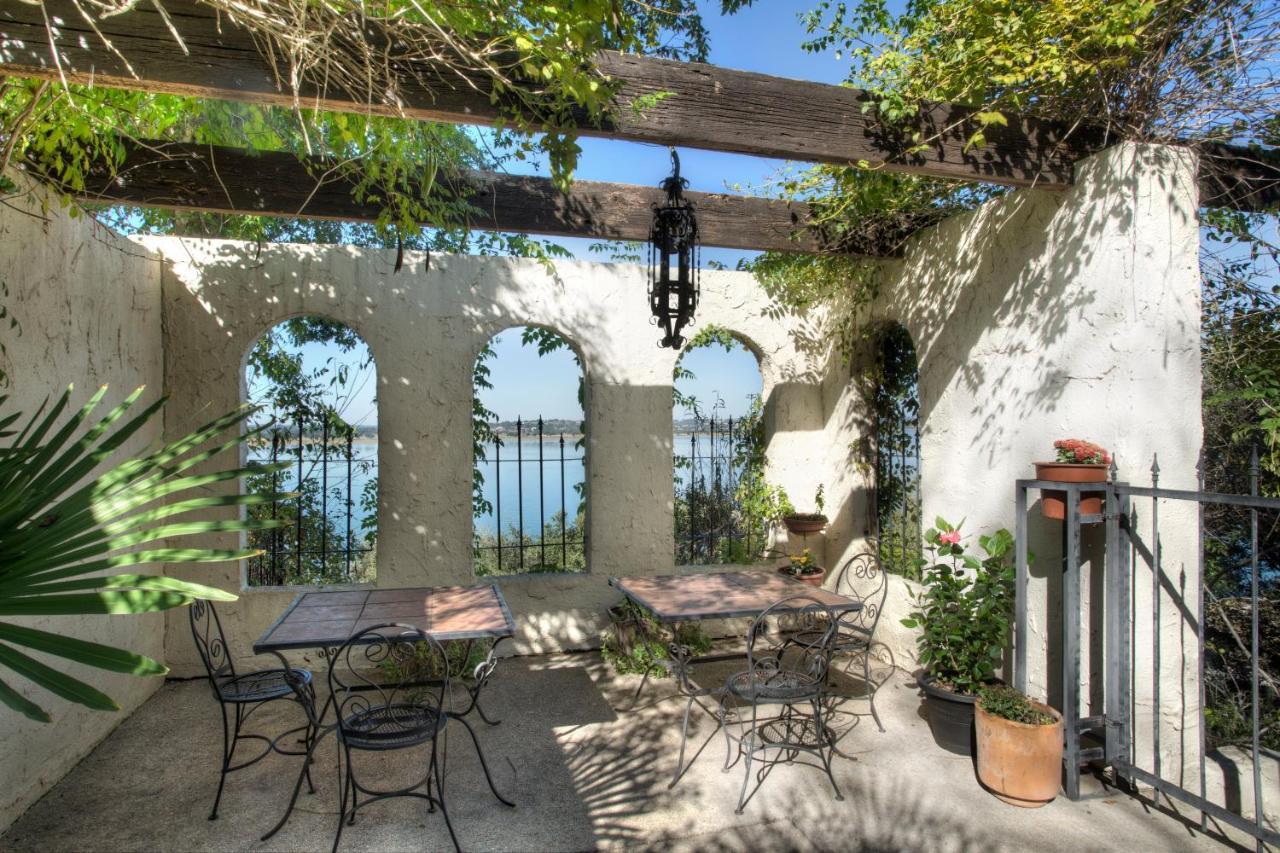 Lakehouse Bed And Breakfast Canyon Lake Exteriör bild