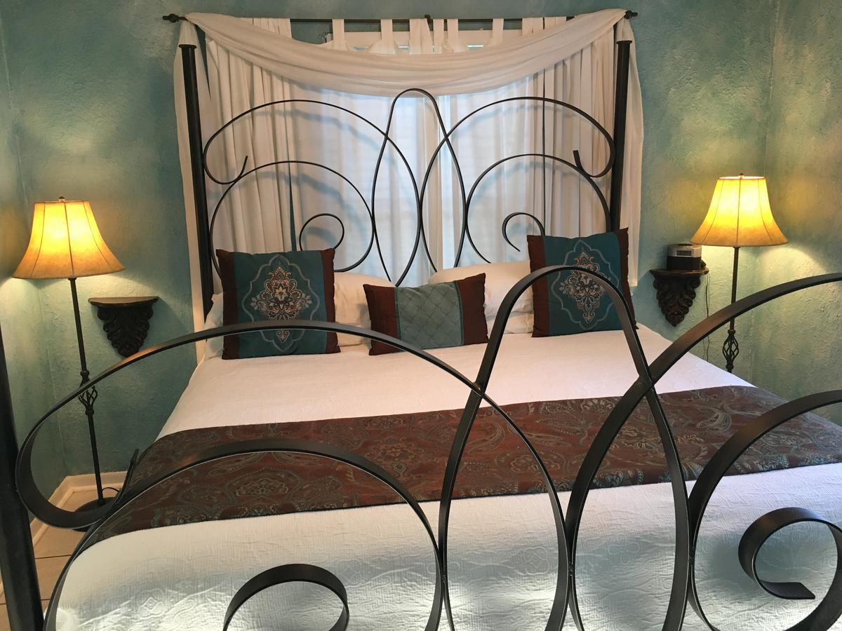 Lakehouse Bed And Breakfast Canyon Lake Exteriör bild
