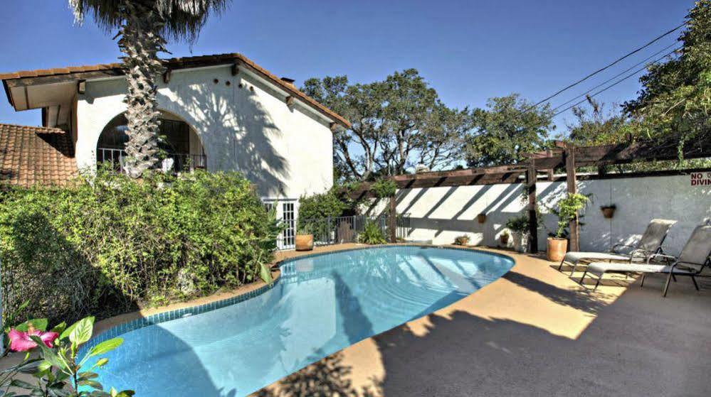 Lakehouse Bed And Breakfast Canyon Lake Exteriör bild